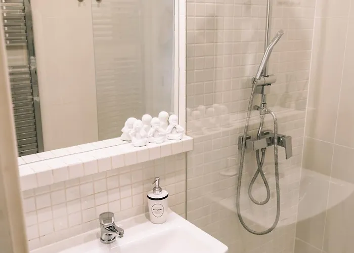 In Mala Strana-steps From Charles Bridge *