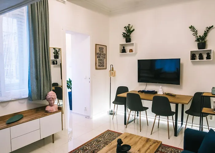 In Mala Strana-steps From Charles Bridge Apartament *